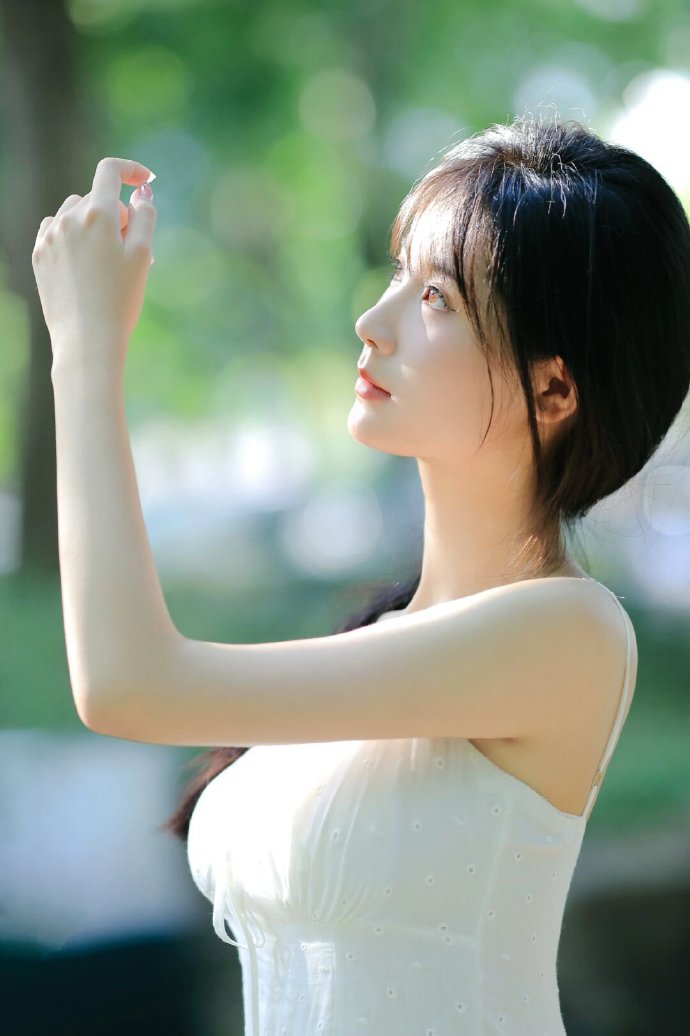 明明同一人，演完《蜜语纪》演《雀骨》，换上古装差点没认出